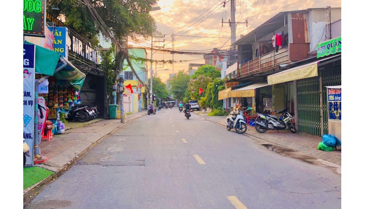 Bán Nhà 3 Tầng Mặt Tiền Phước Long B Thủ Đức, Đường Rộng 12m Có Vỉa Hè, DT 4*19m, Sân Đậu Oto, Giá 8,5 tỷ